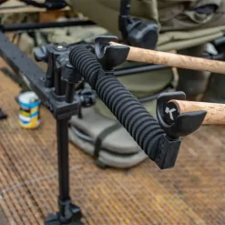 Korum Any Chair Butt Rest, Doppelte Halterung -Angebote Korum Store korum any chair two rod butt rest 2